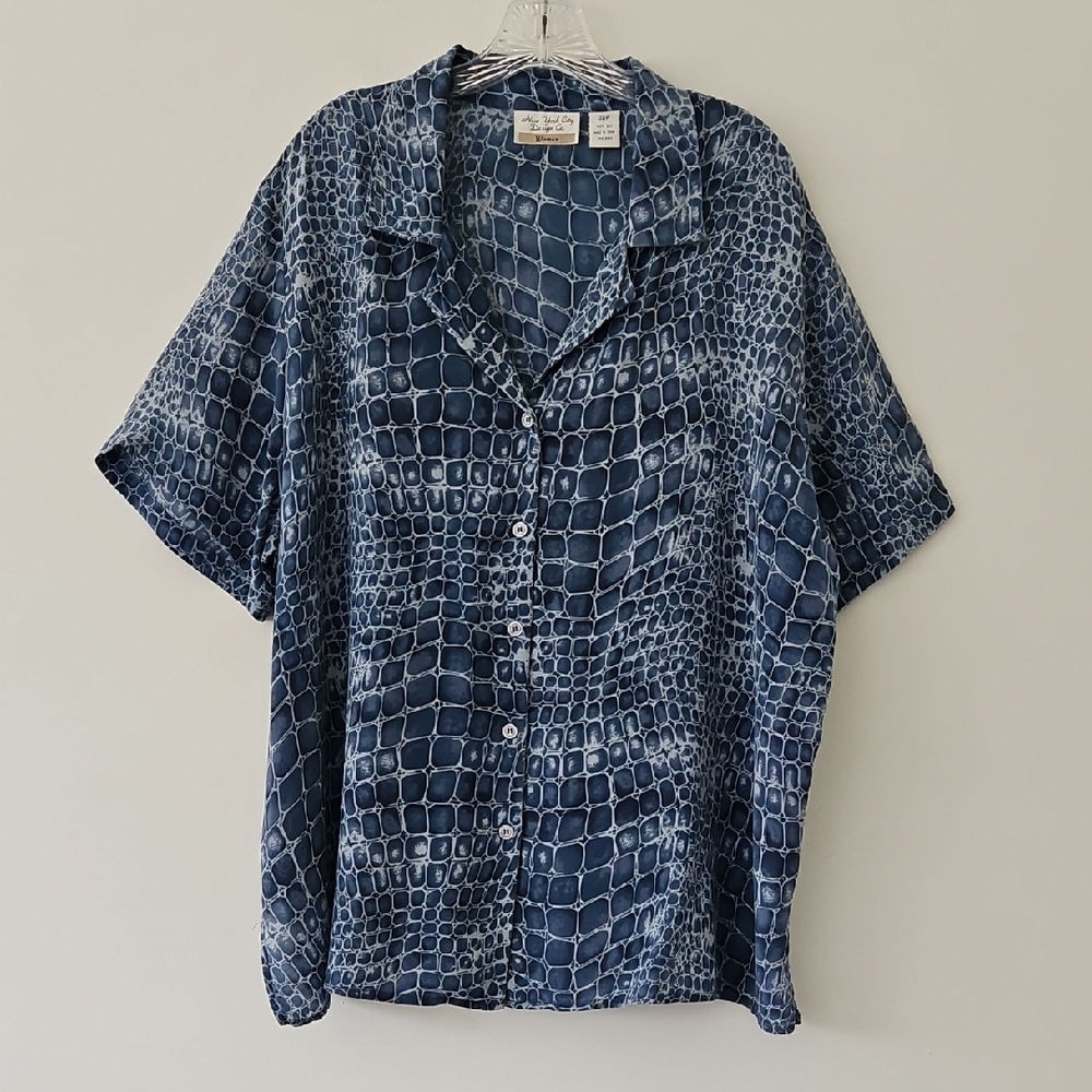 Vintage Blue Silk Button Front Blouse With Reptile‎ Print Size 22